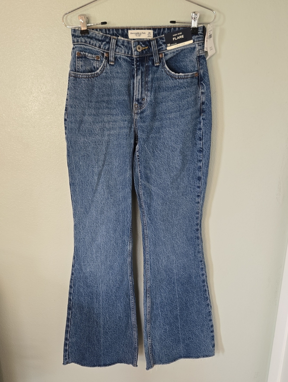 Abercrombie & Fitch | NWT  High Rise Flare Curve Love Jeans Size 25